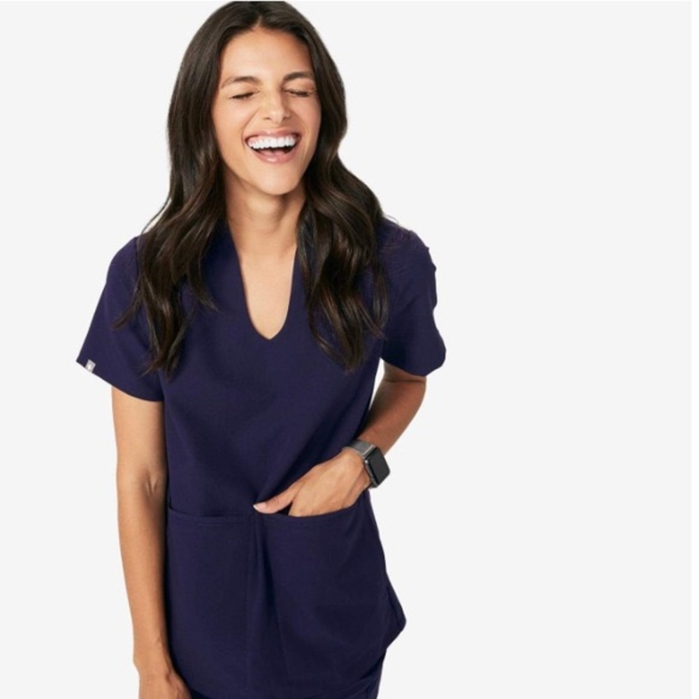 Figs BANEPA navy scrub top